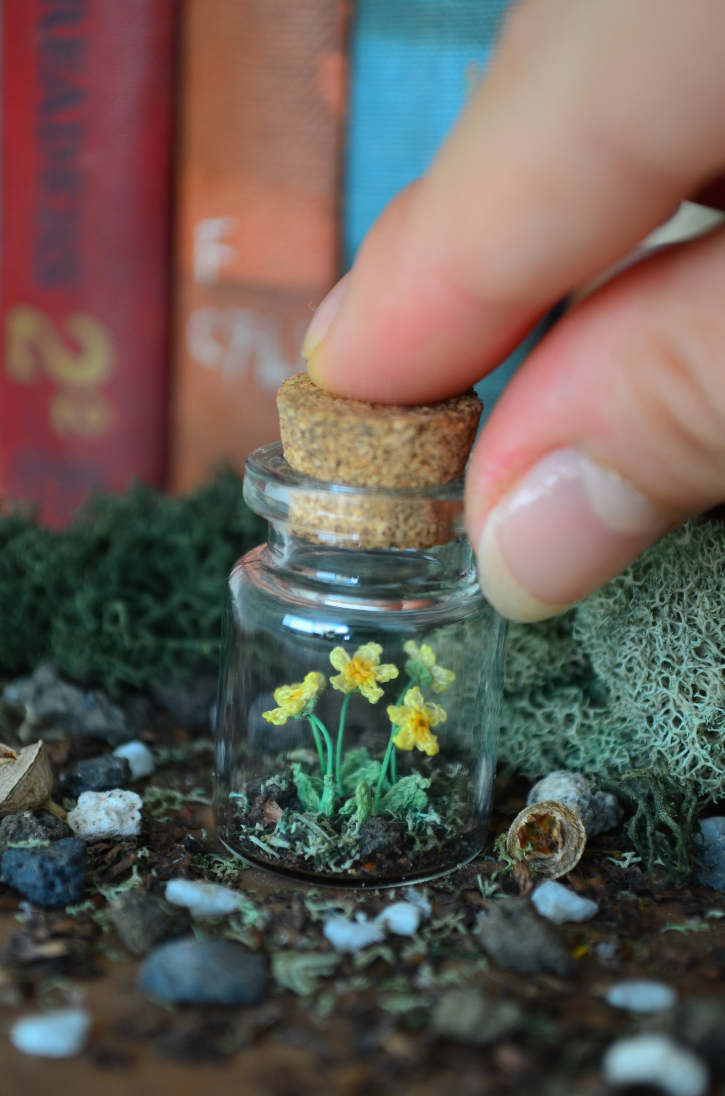 Hancrocheted Tiny Tiny Flowers - By Tiny Bells of the Prairie