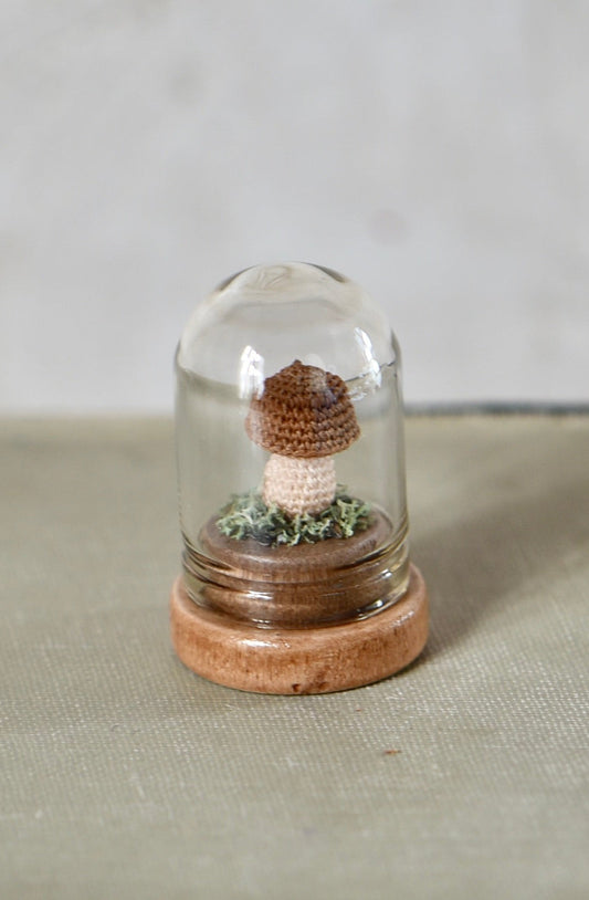 Hancrocheted Tiny Mushroom