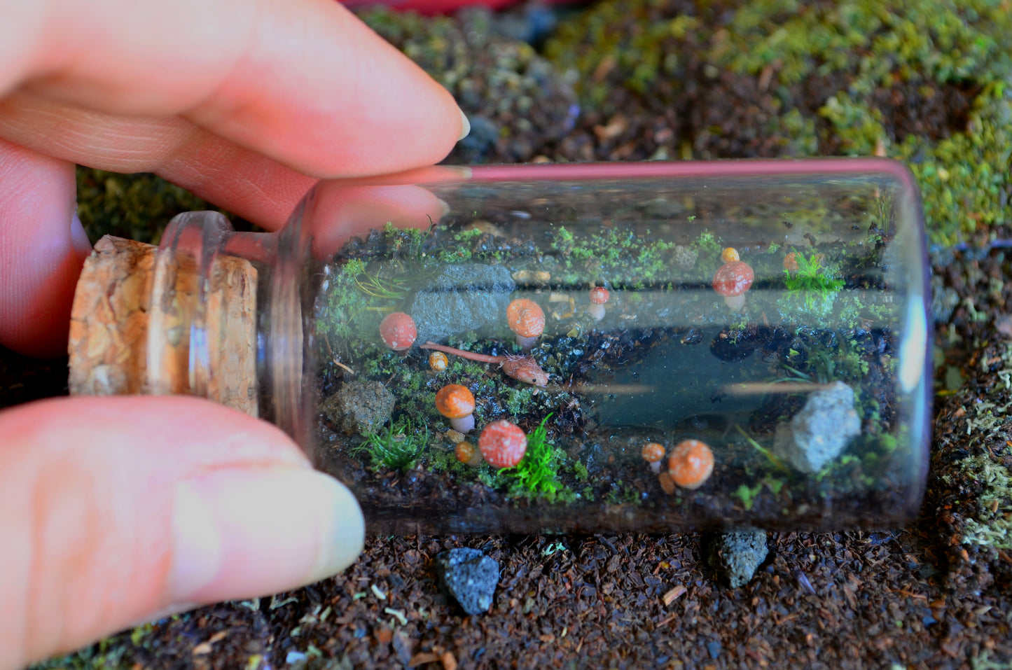Bottle Diorama - Curious Little Mouse