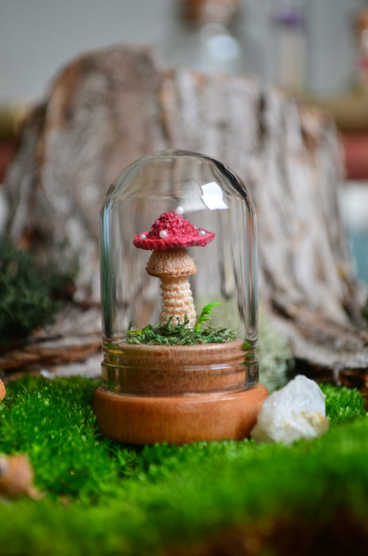 Hancrocheted Tiny Mushroom